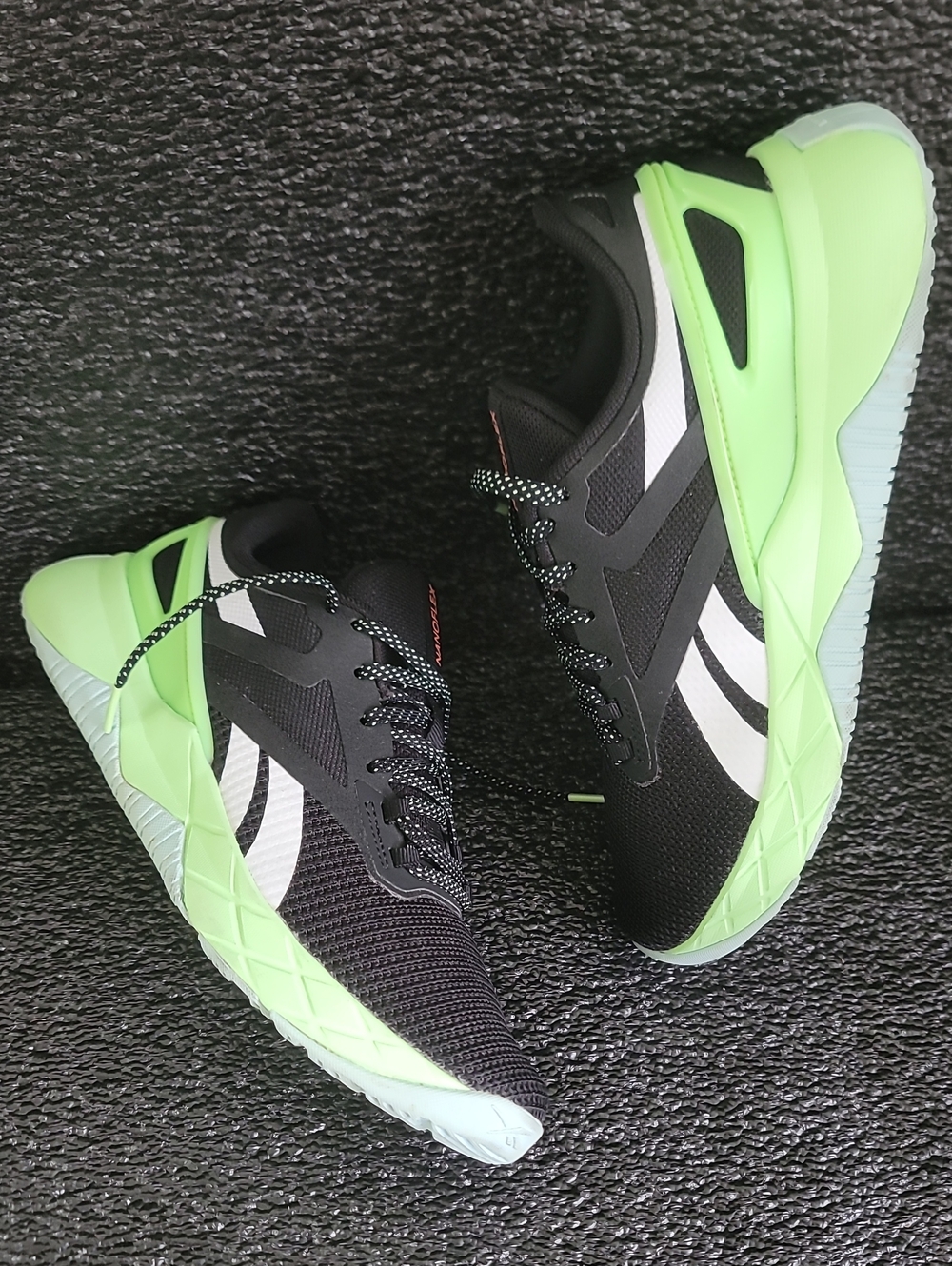 Reebox Nanoflex TR 'Neon Mint' Wmns 7.5 Great Condition